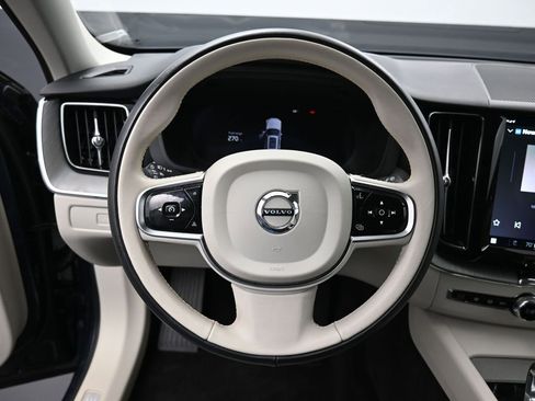 Used 2024 Volvo XC60 B5 Plus w/ Protection Package Premier image 17