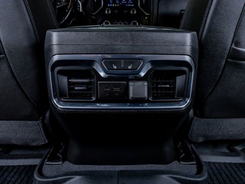 Used 2020 GMC Sierra 1500 AT4 w/ AT4 Premium Package AWD/4WD image 32