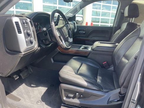 Used 2018 GMC Sierra 1500 SLT AWD/4WD image 19