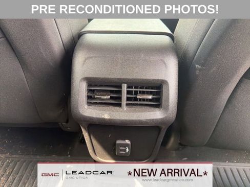 Used 2019 Chevrolet Equinox LT AWD/4WD image 14