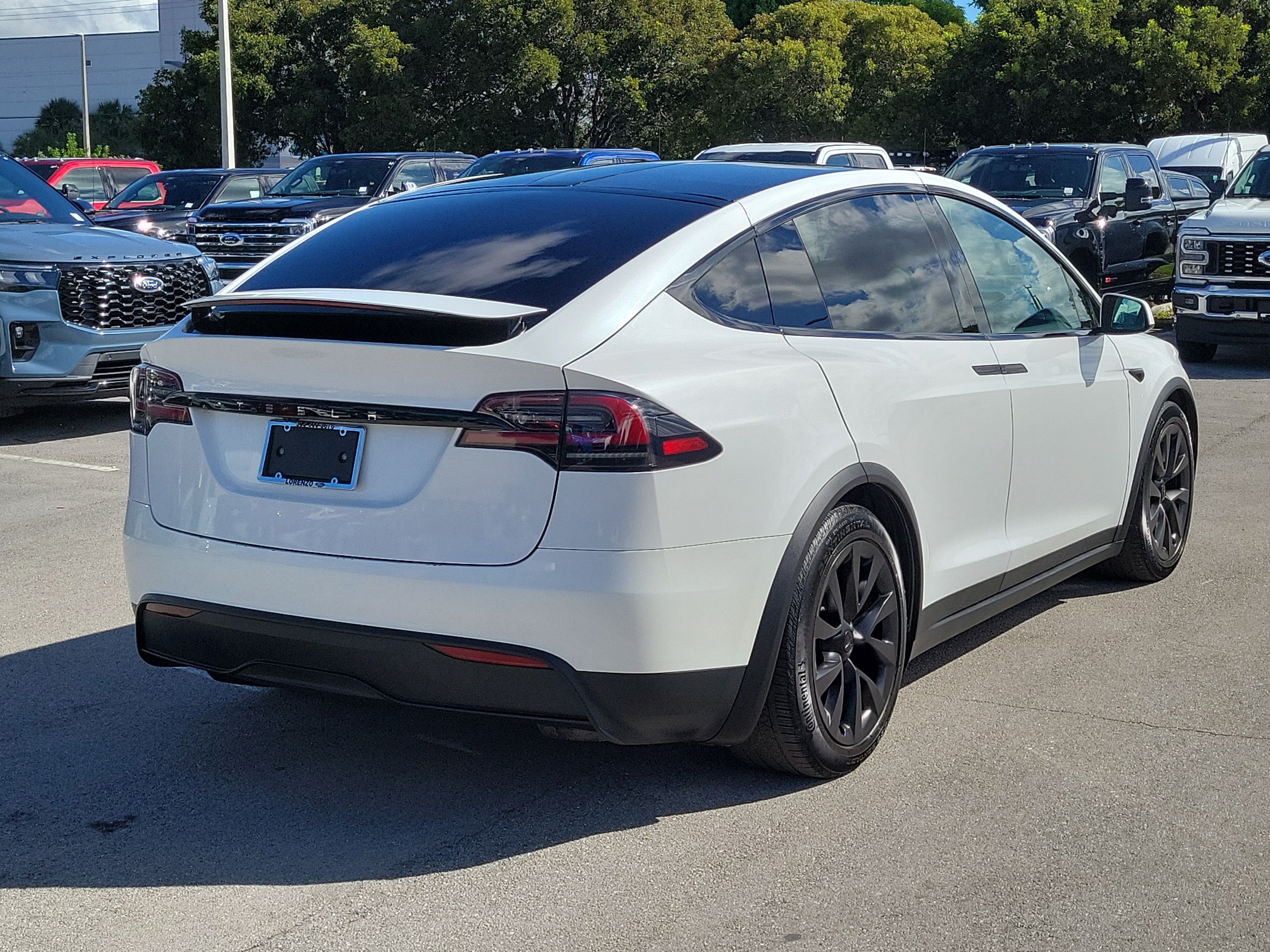Used 2024 Tesla Model X AWD/4WD image 5