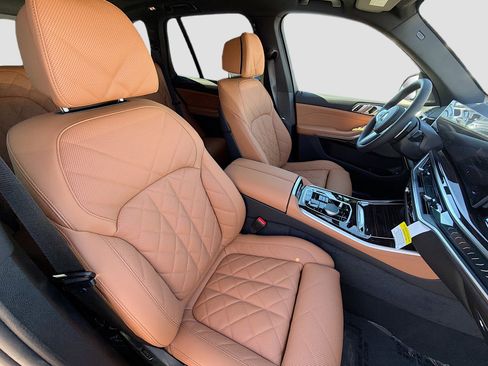 New 2026 BMW X5 xDrive50e w/ M Sport Package image 15