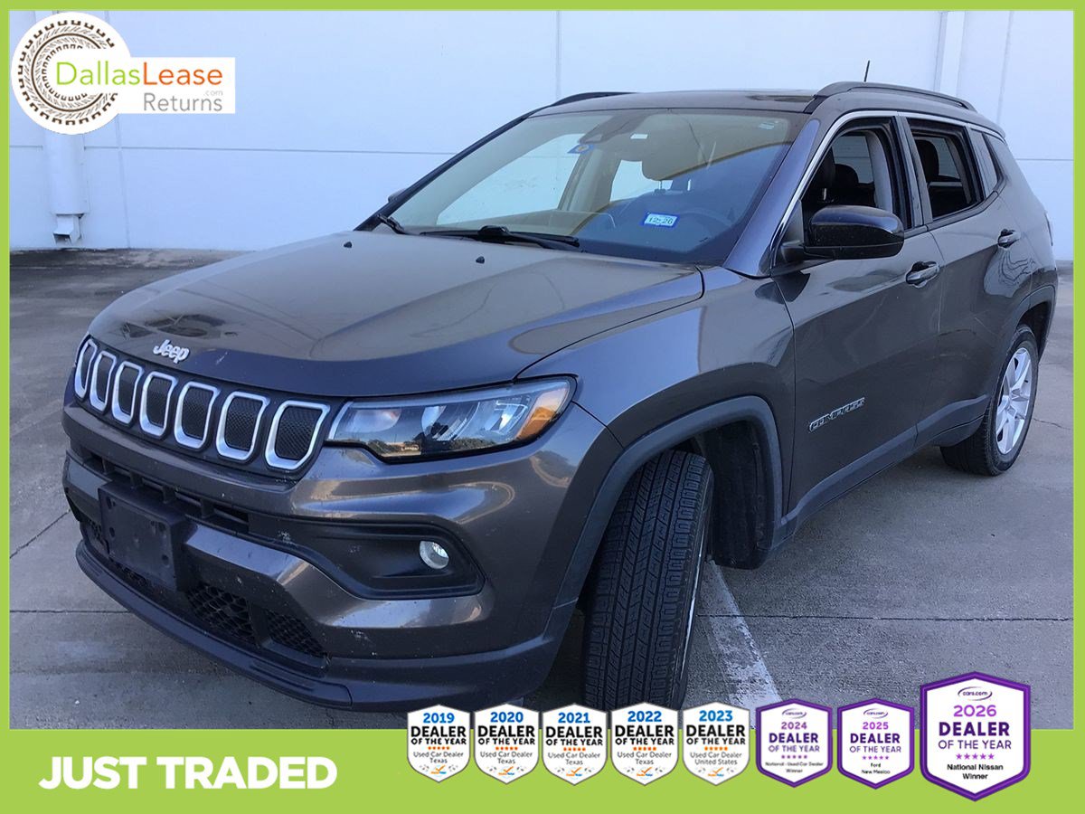 Used 2022 Jeep Compass Latitude w/ Sun and Sound Group FWD image 1