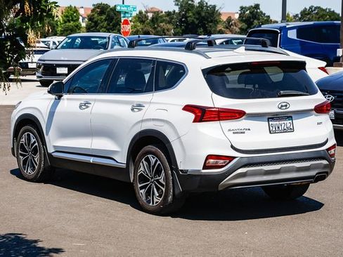 Used 2020 Hyundai Santa Fe SEL FWD image 2