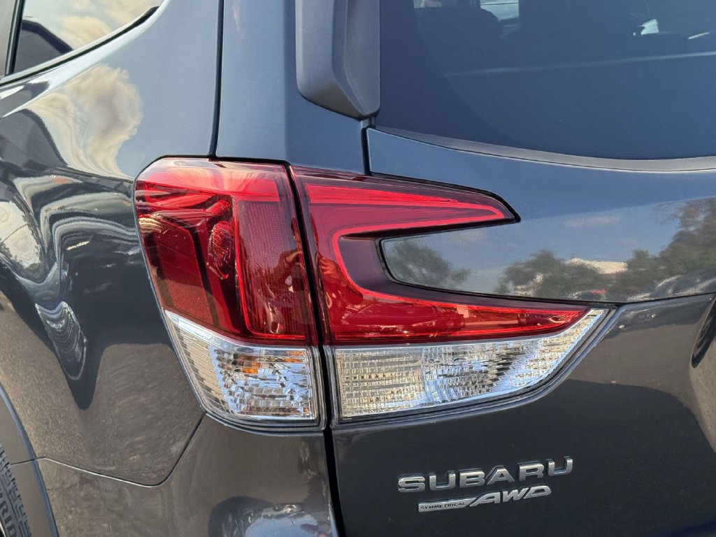 Used 2023 Subaru Forester Premium AWD/4WD image 14