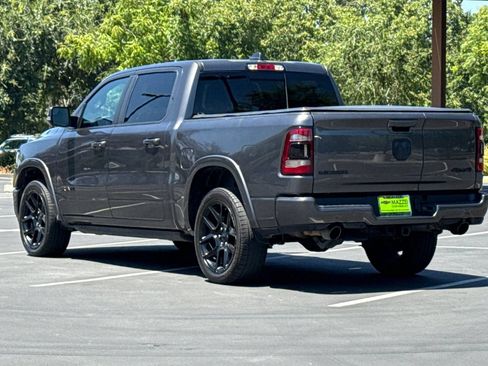 Used 2022 RAM 1500 Laramie AWD/4WD image 3