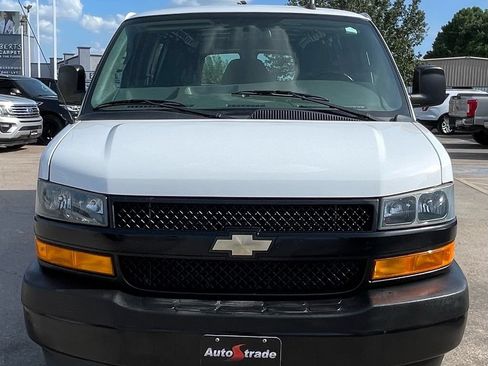 Used 2019 Chevrolet Express 2500 Extended w/ Communications Package RWD image 7