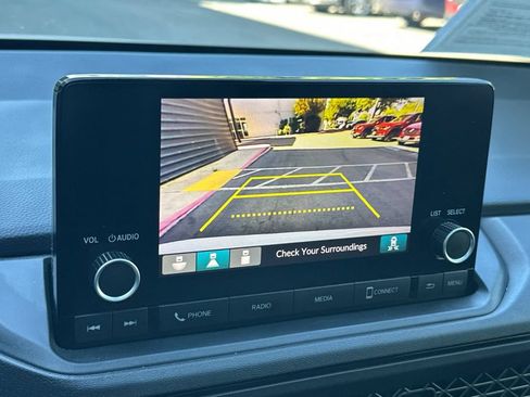Certified 2025 Honda Accord SE image 18