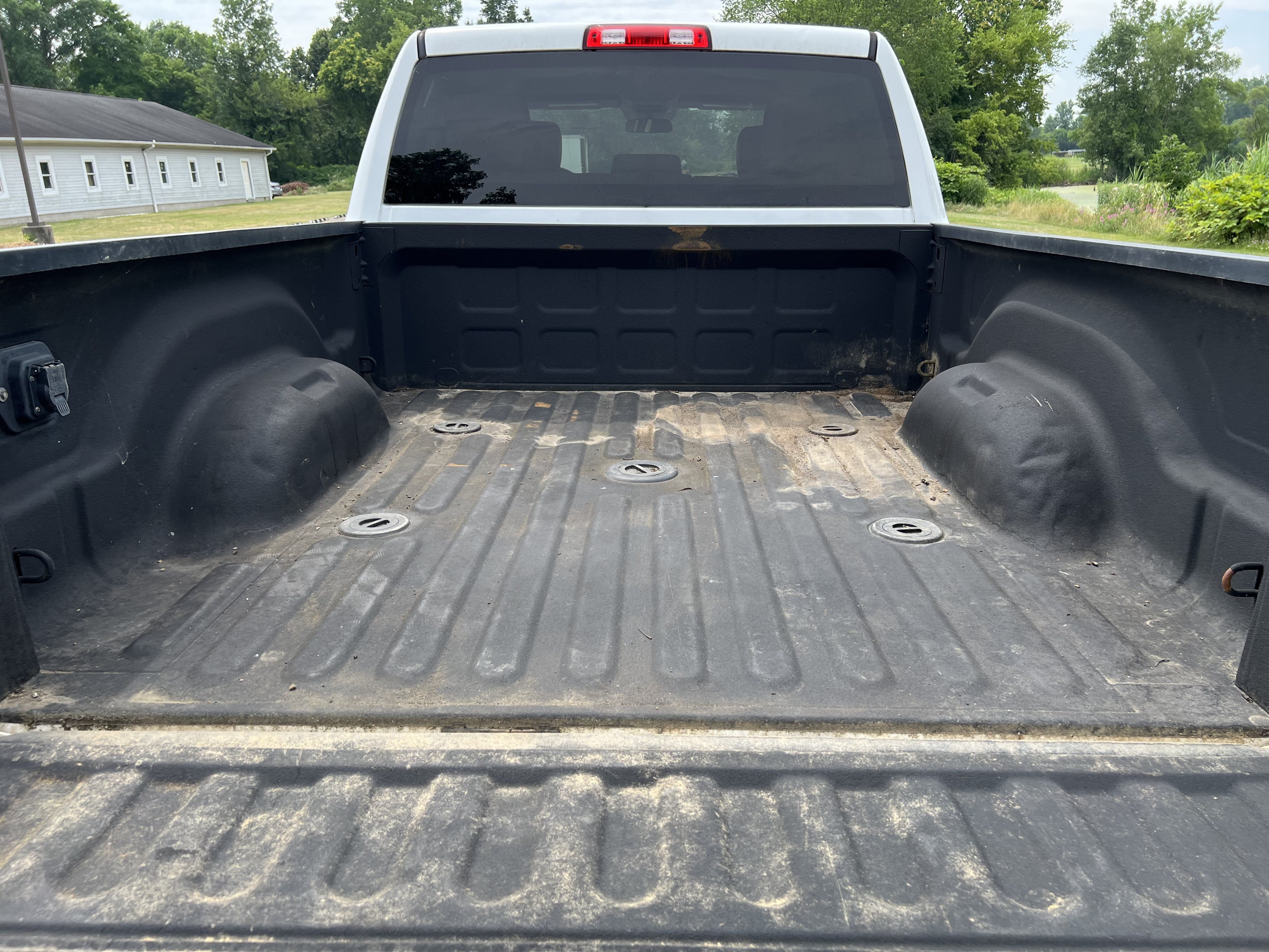 Used 2018 RAM 2500 Tradesman w/ Chrome Appearance Group AWD/4WD image 33