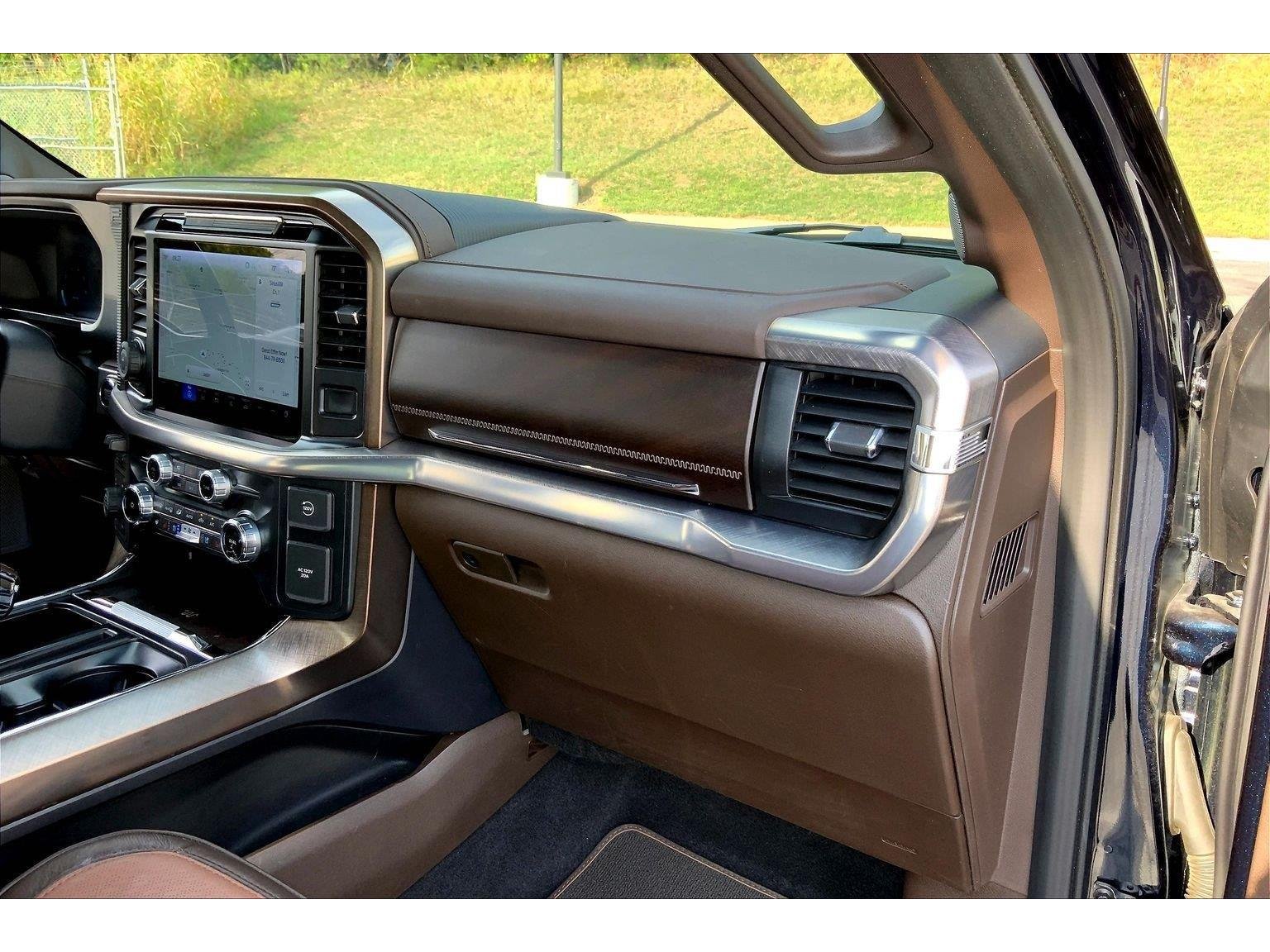 Used 2025 Ford F150 King Ranch AWD/4WD image 14
