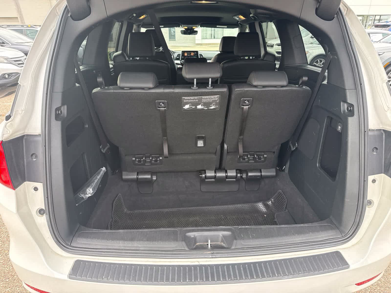 Used 2023 Honda Odyssey Sport image 14
