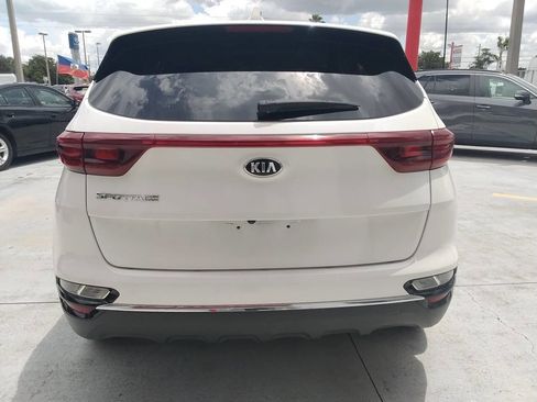 Used 2021 Kia Sportage LX image 4