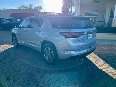 Used 2022 Chevrolet Traverse High Country