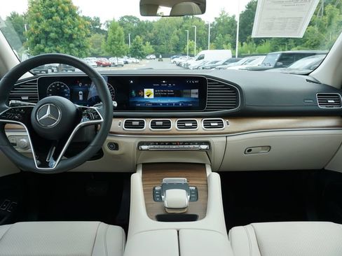 Certified 2024 Mercedes-Benz GLE 450e 4MATIC image 29