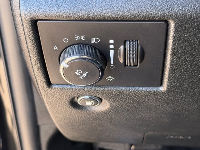 Used 2016 Jeep Grand Cherokee Limited AWD/4WD image 38