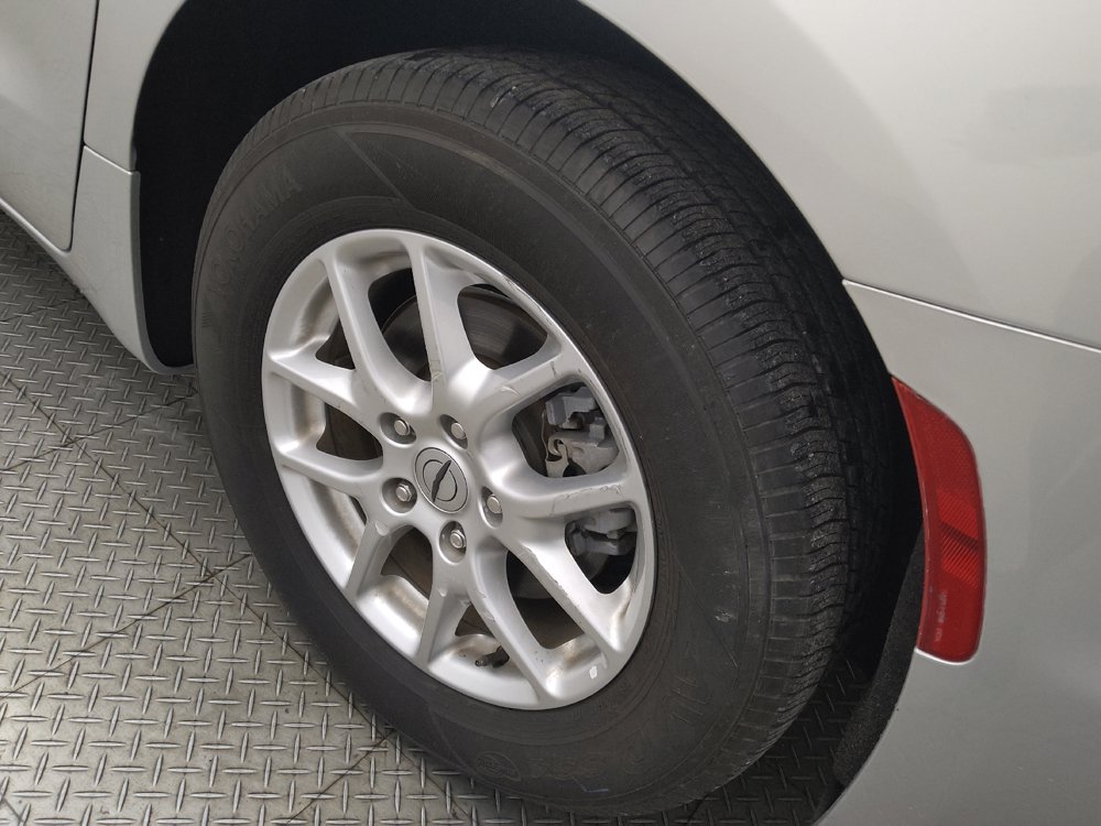 Used 2024 Chrysler Pacifica Touring-L FWD image 31