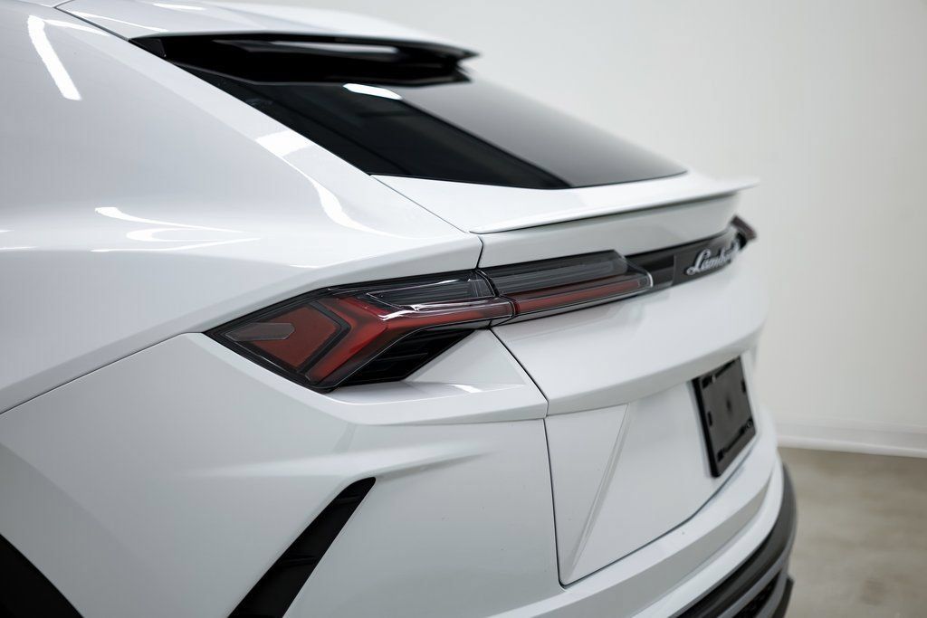 Used 2021 Lamborghini Urus AWD/4WD image 6
