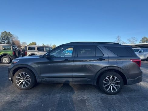 Used 2020 Ford Explorer ST w/ Premium Technology Package image 2