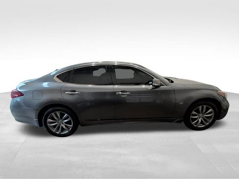Used 2016 INFINITI Q70 3.7 AWD/4WD image 6