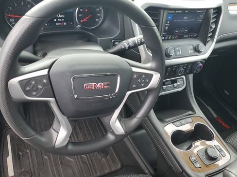 Certified 2023 GMC Acadia SLE w/ Driver Convenience Package AWD/4WD image 20