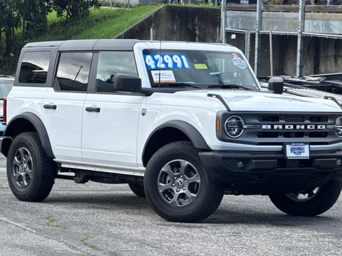 Certified 2024 Ford Bronco Big Bend image 2