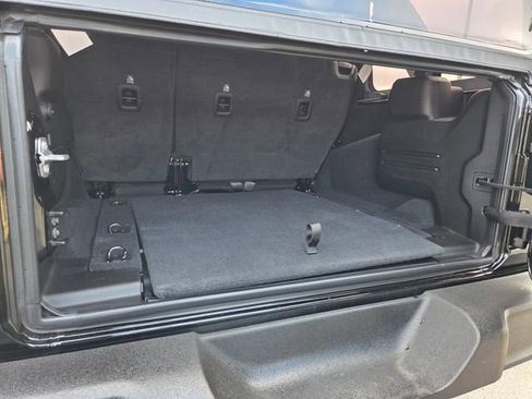 Certified 2025 Jeep Wrangler Unlimited Sport AWD/4WD image 17