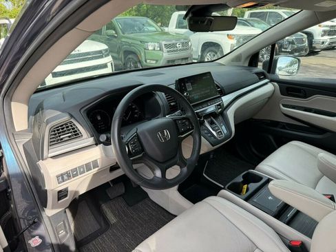 Used 2025 Honda Odyssey EX-L image 3
