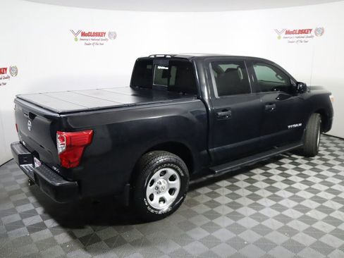 Used 2019 Nissan Titan S w/ S Utility Package image 5