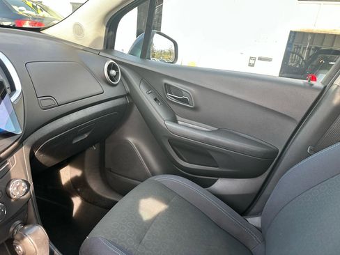Used 2016 Chevrolet Trax LS w/ LPO, Cargo Package image 14