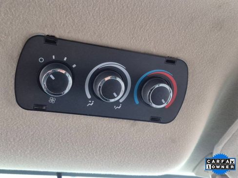 Used 2017 Chevrolet Express 3500 LT w/ LT Preferred Equipment Group image 16