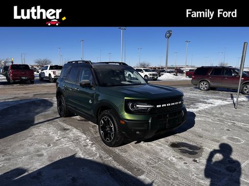 Used 2025 Ford Bronco Sport Outer Banks w/ Outer Banks Tech Package+ image 1