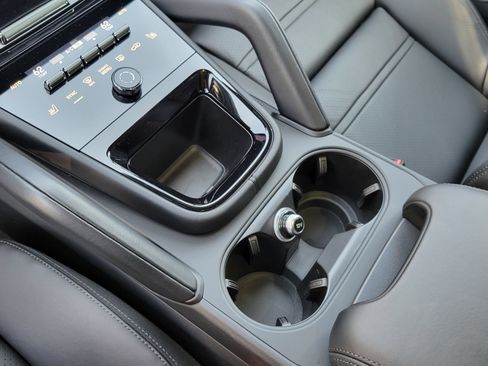 Certified 2025 Porsche Cayenne GTS AWD/4WD image 23