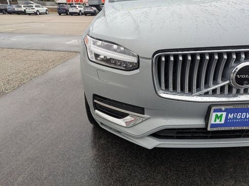 Used 2024 Volvo XC90 B6 Plus image 10