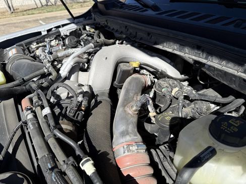 Used 2023 Ford F250 Limited w/ FX4 Off-Road Package image 28