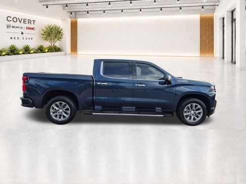 Used 2022 Chevrolet Silverado 1500 High Country w/ Safety Package II AWD/4WD image 16