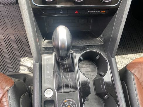 Used 2021 Volkswagen Atlas SEL Premium AWD/4WD image 17