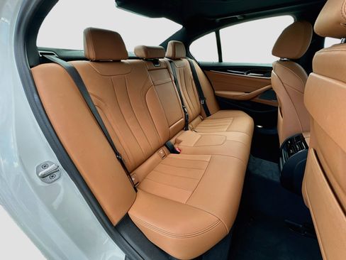 Used 2023 BMW 530i w/ Premium Package RWD image 29