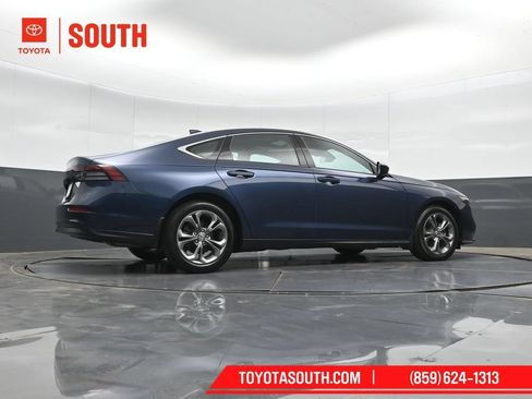 Used 2024 Honda Accord EX image 38