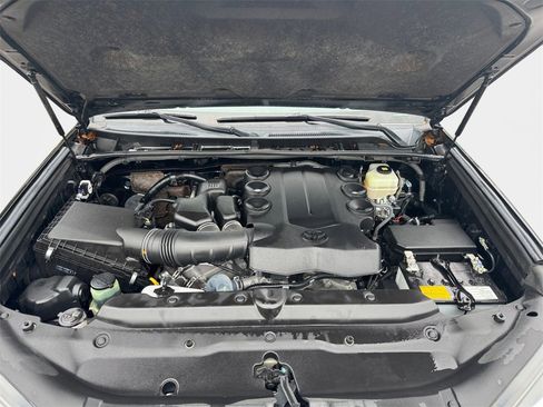 Used 2019 Toyota 4Runner TRD Off-Road Premium image 24