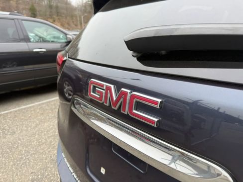 Used 2019 GMC Terrain SLE w/ Driver Convenience Package image 10