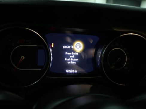 Used 2019 Jeep Wrangler Unlimited Sport image 17