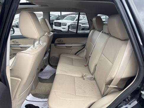 Used 2013 Suzuki Grand Vitara Limited image 7