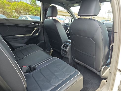 Used 2023 Volkswagen Tiguan SEL R-Line AWD/4WD image 11