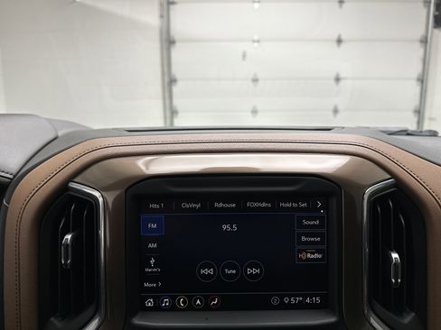 Used 2020 Chevrolet Silverado 2500 High Country image 39