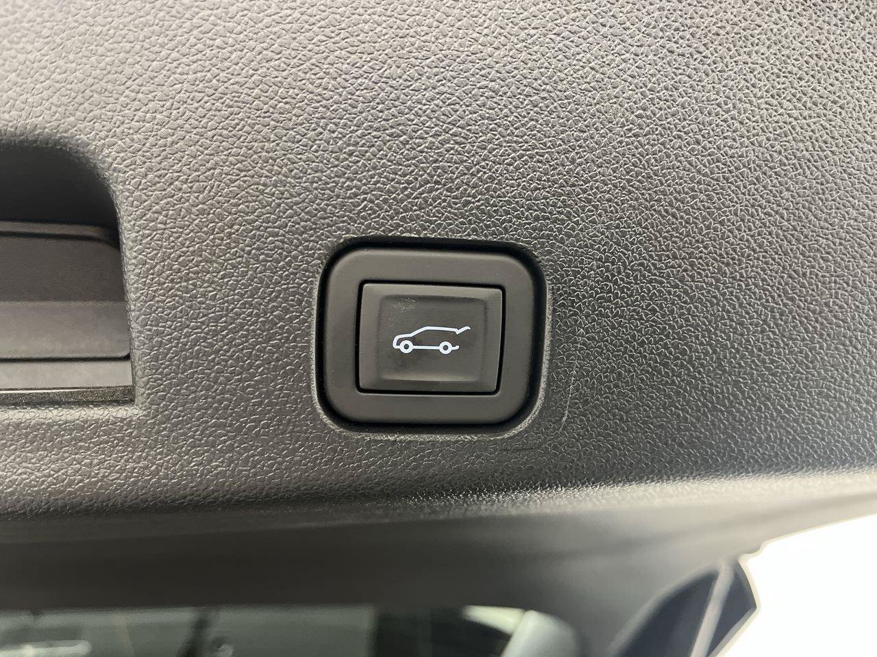 Used 2026 Buick Enclave Preferred w/ Power Package AWD/4WD image 34