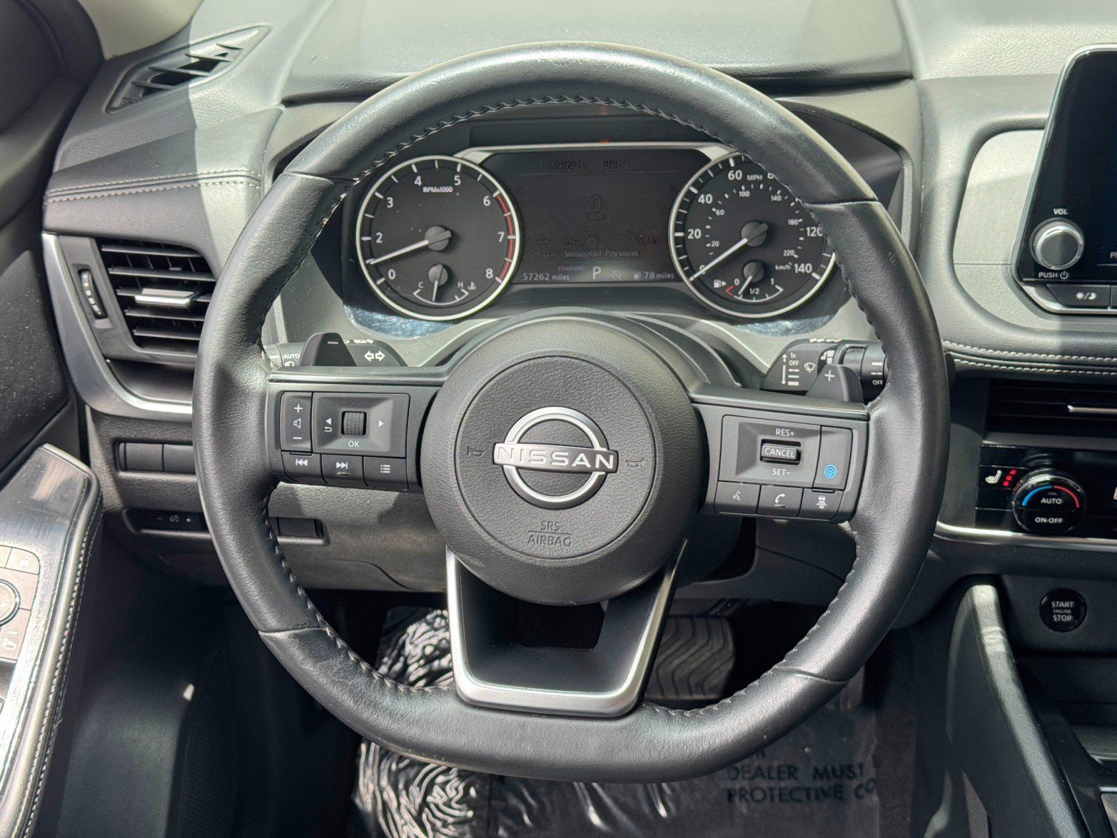 Used 2024 Nissan Rogue SV w/ SV Premium Package FWD image 19