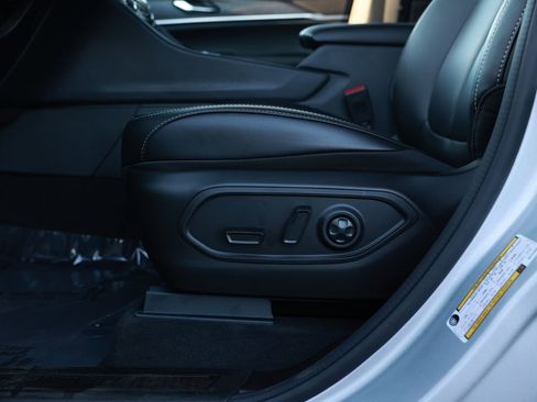 New 2025 Jeep Grand Cherokee L Limited image 13