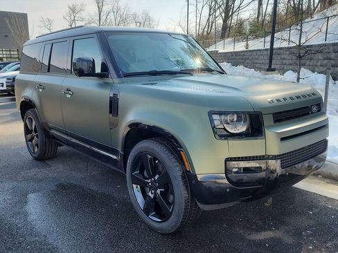 Used 2026 Land Rover Defender 130 X-Dynamic SE image 10