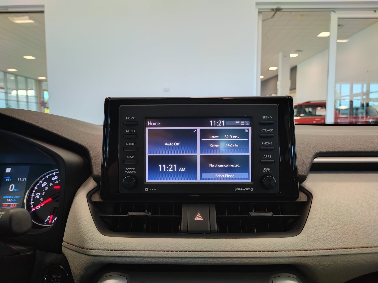 Used 2021 Toyota RAV4 XLE AWD/4WD image 13