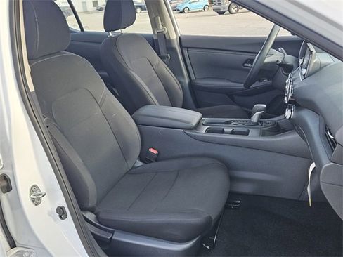 Used 2025 Nissan Sentra S image 15